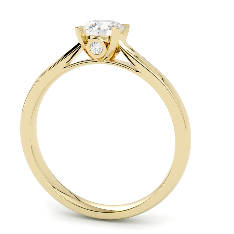 Pierścionek z diamentem Raya, szlif brylantowy, 2 diamenty niespodzianki pod oprawą, żółte złoto 750, GOLDPORT