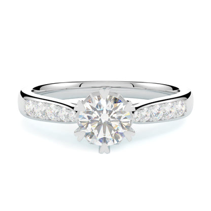 Pierścionek z diamentem  Maya, diament szlif brylantowy, diamenty boczne na obrączce, białe złoto 585, GOLDPORT