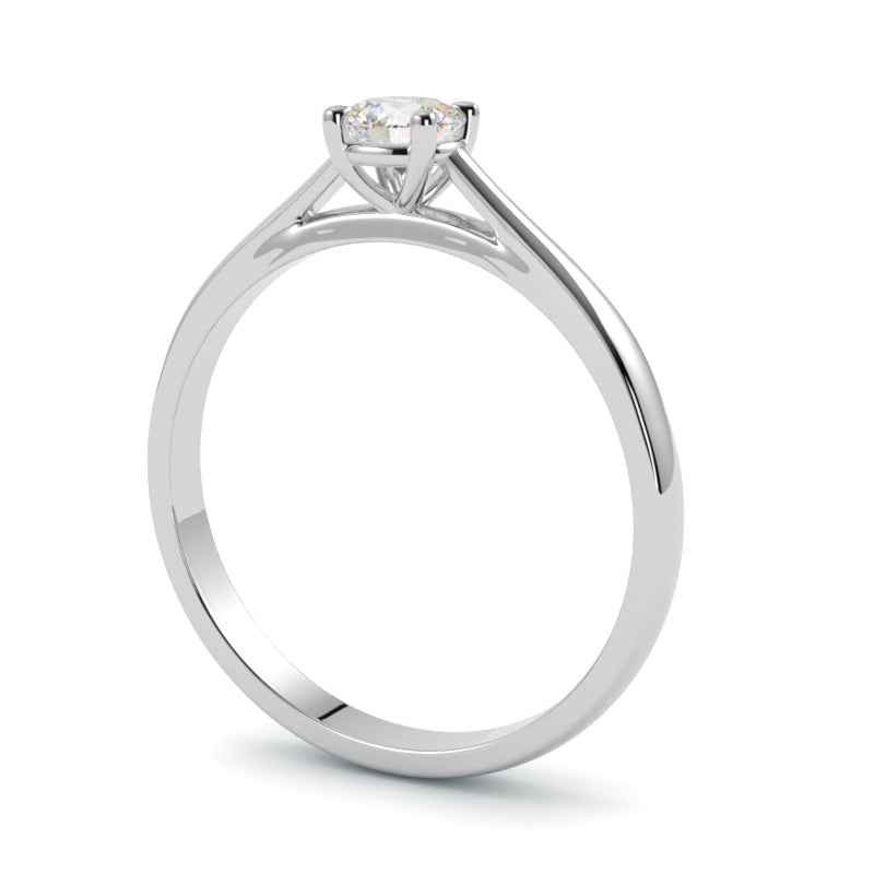 Pierścionek zaręczynowy z białego złota 750 – elegancja i doskonałość rzemiosła