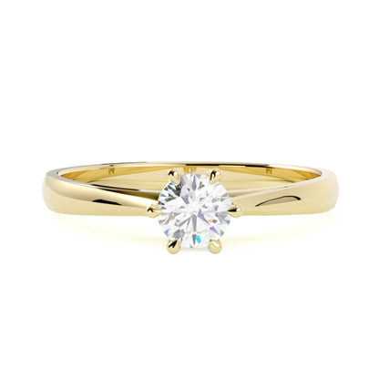 Złoty pierścionek zaręczynowy 585 z diamentem – klasyka w nowoczesnym wydaniu