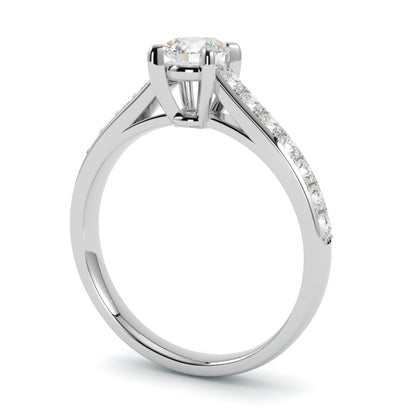 Pierścionek z diamentem z platyny 950 – trwałość, precyzja i luksus w jednym