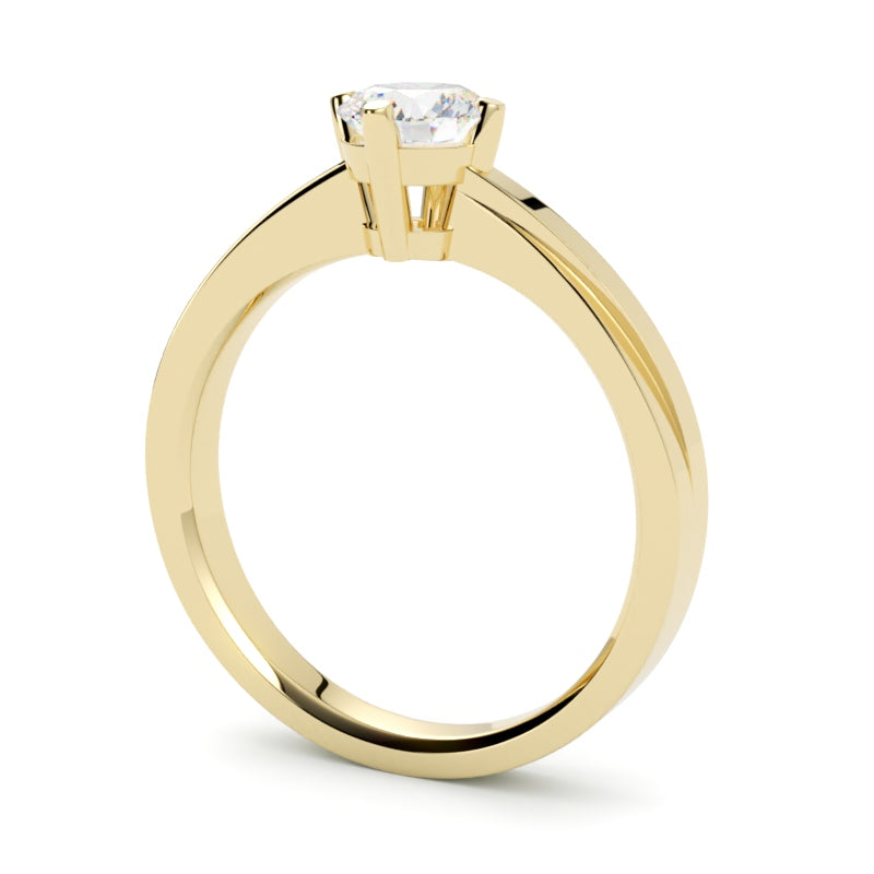Pierścionek Skye z diamentem w żółtym złocie 750 – klasyka i nowoczesność w jednym projekcie