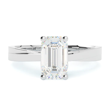 Pierścionek zaręczynowy z białego złota 585 – naturalny diament w precyzyjnej oprawie