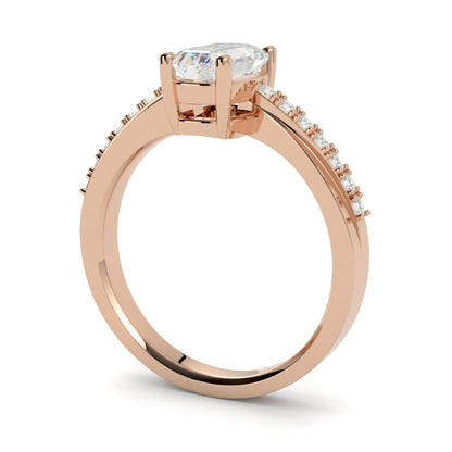 Pierścionek z różowego złota 750 z diamentem – klasyczne złoto w ofercie GOLDPORT