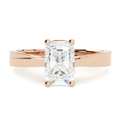 Pierścionek z różowego złota 585 z diamentem – biżuteria o ponadczasowym charakterze