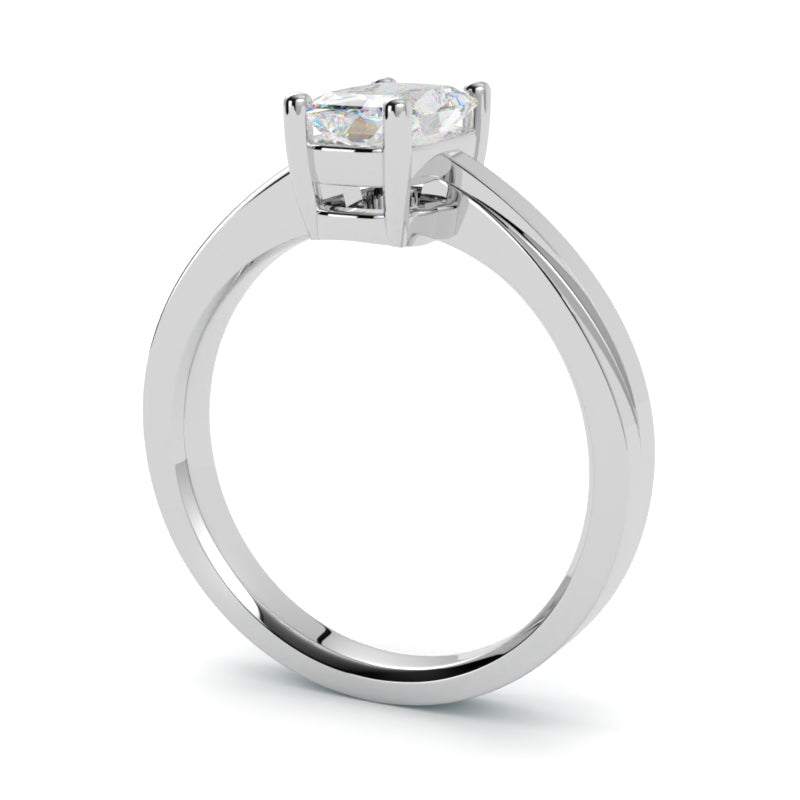 Pierścionek zaręczynowy z białego złota 750 – klasyka w wykonaniu GOLDPORT Szczecin