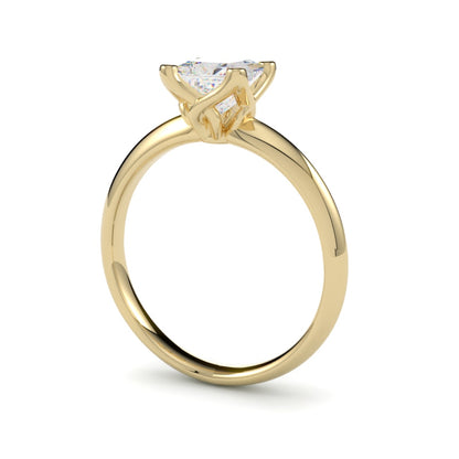 Pierścionek zaręczynowy PDB172 z diamentem princess żółte złoto 750 GOLDPORT