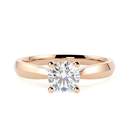 Klasyczny pierścionek zaręczynowy z brylantem w 4 łapki z różowego złota od GOLDPORT