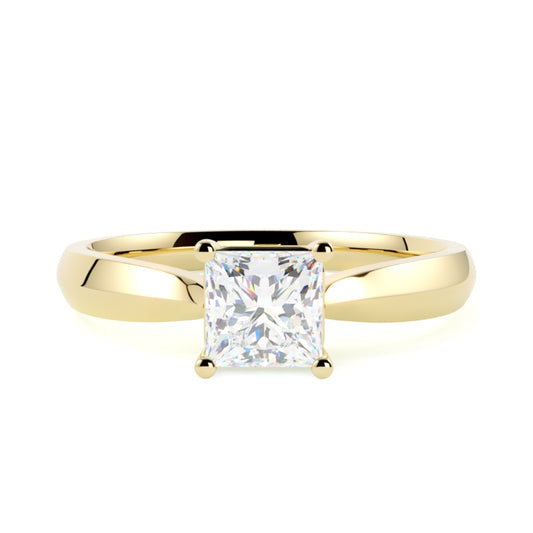 Pierścionek zaręczynowy z diamentem princess oprawa w 4 łapki żółte złoto 585 od GOLDPORT 