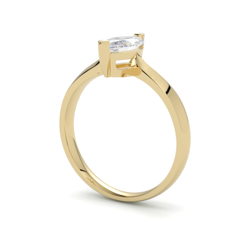 Klasyczny pierścionek zaręczynowy z diamentem w szlifie markiza żółte złoto 585 od  GOLDPORT